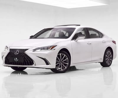 2023 Lexus ES300h Platinum