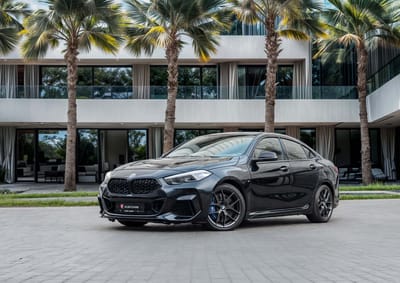 2023 BMW M235i