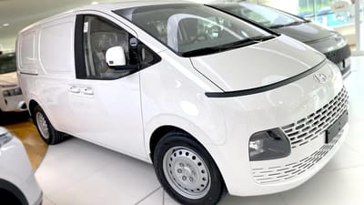 2026 Hyundai staria 3 Seaters Export Only