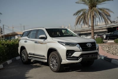 2025 Toyota Fortuner 4.0L V6 4WD, Automatic, Platinum White Pearl