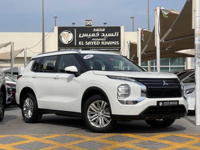 2022 Mitsubishi Outlander 2.5L 4 Cylinder Family SUV
