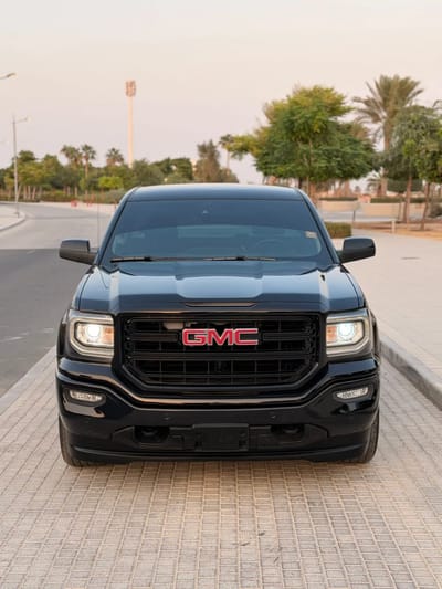 2017 GMC Sierra 5.3L V8 4WD GCC Specs