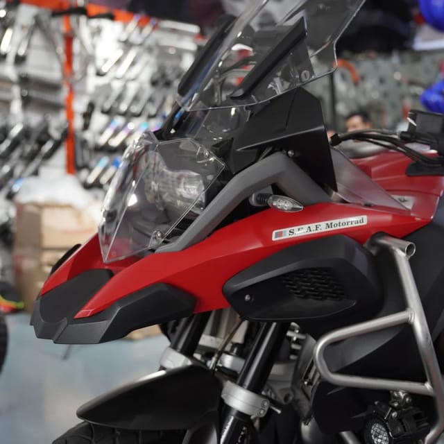 BMW R 1200 GS 2015 Japan Spec Motorcycle In Dubai photo 2