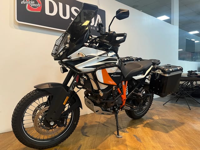 For Sale 2018 KTM 1090 Adventure R photo 2