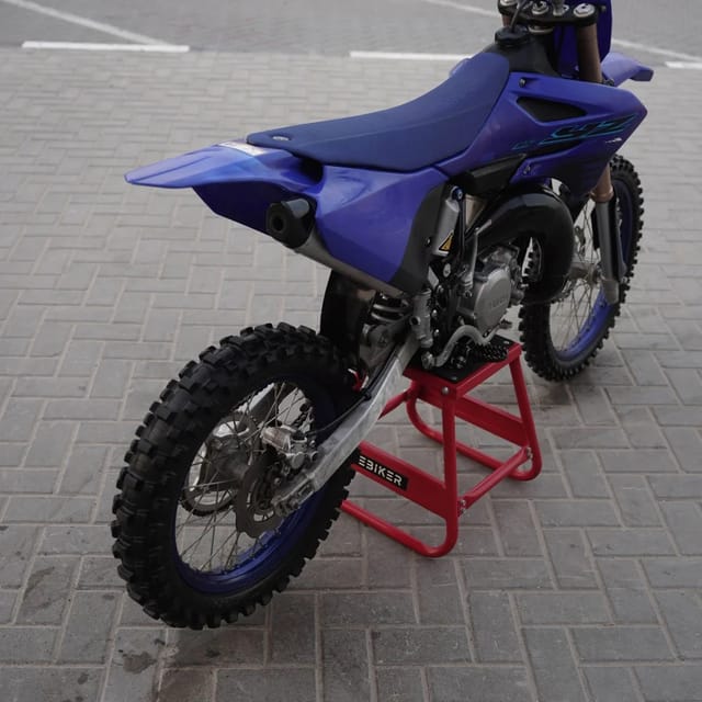 Yamaha YZ85 2024 85cc 2-Stroke Motocross Bike In Sharjah photo 3