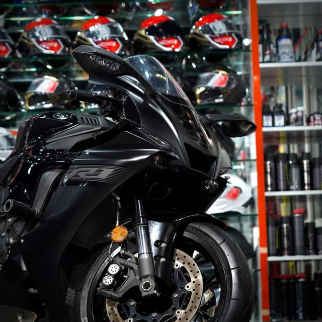 For Sale 2022 Yamaha YZF-R1  photo 5