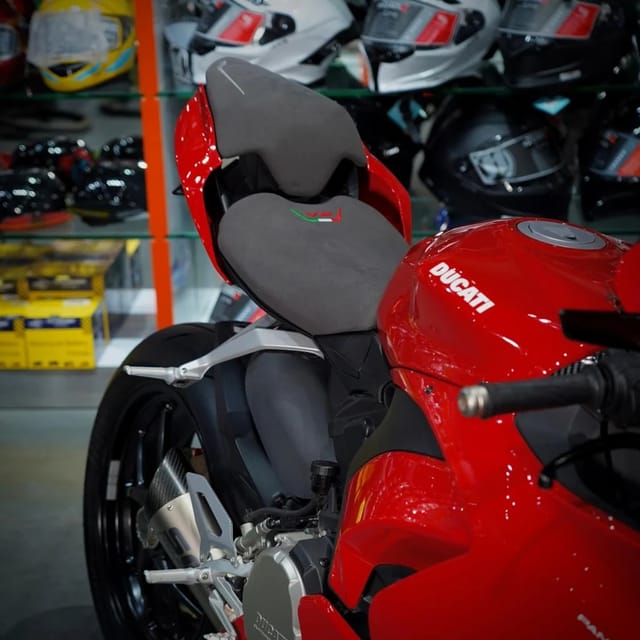 For Sale 2025 Ducati Panigale photo 3