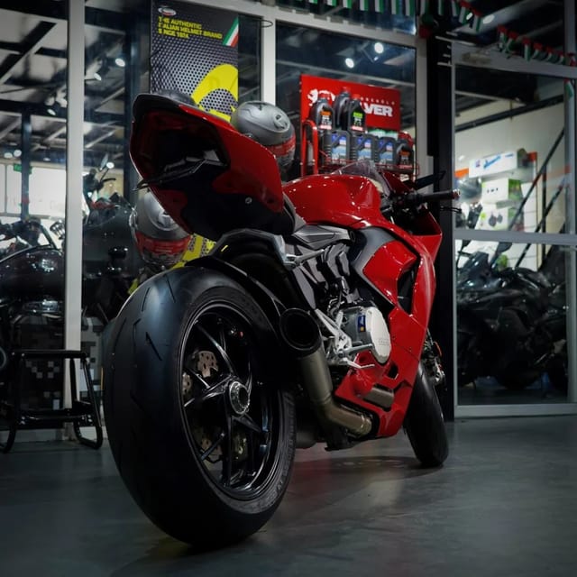For Sale 2025 Ducati Panigale photo 5