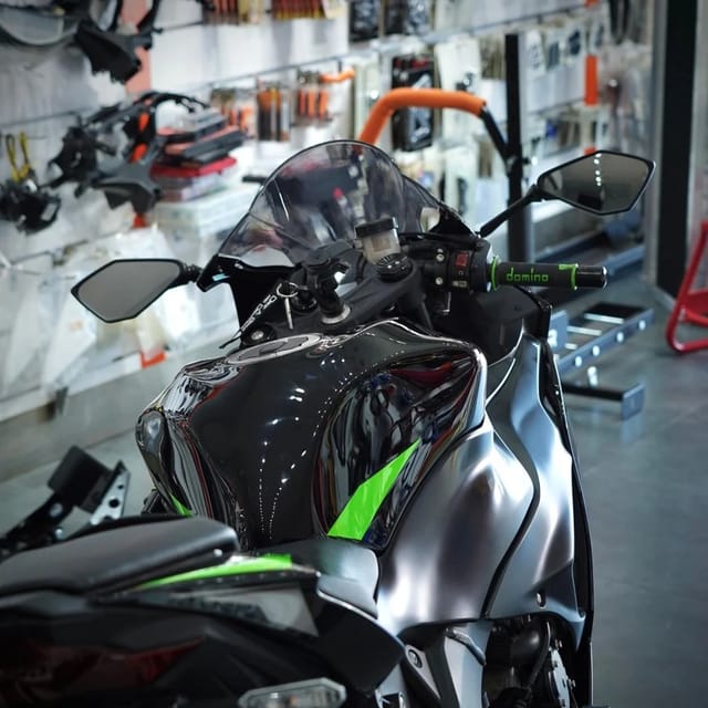 For Sale 2025 Kawasaki Ninja ZX6R photo 4