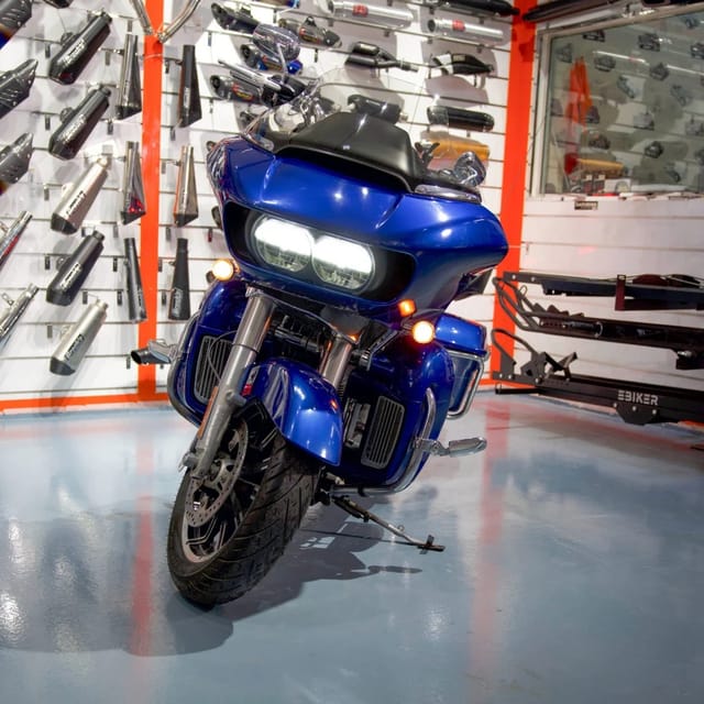 2016 Harley Davidson Road Glide 1690cc Used Motorcycle In Dubai photo 2