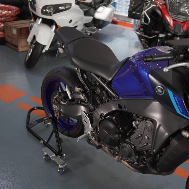 2023 Yamaha MT-09 890cc Inline 3 Naked Sports Motorcycle photo 3