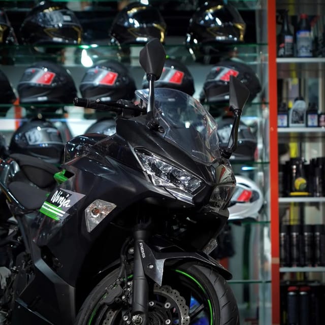 For Sale 2022 Kawasaki Ninja 400  photo 4