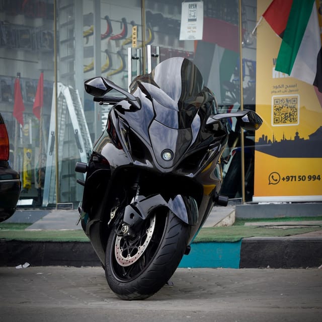 2022 Suzuki Hayabusa photo 2