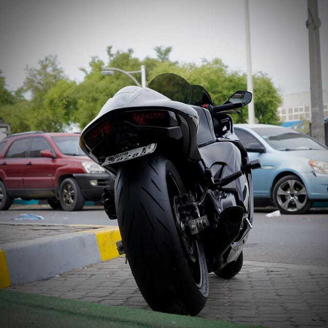 2022 Suzuki Hayabusa photo 3