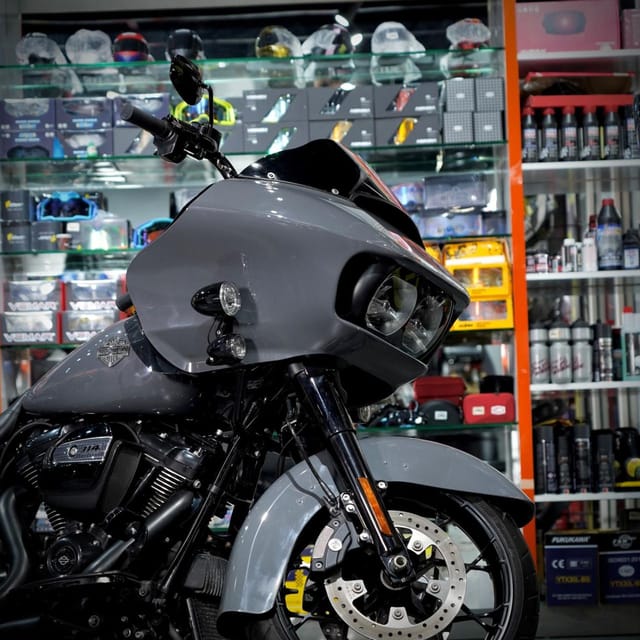 2022 Harley-Davidson Road Glide photo 4