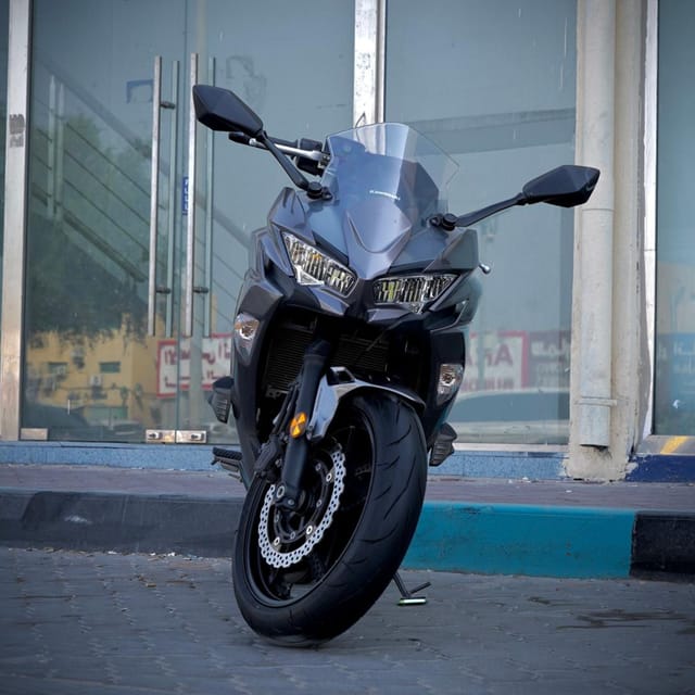 2022 Kawasaki Ninja 650 photo 2