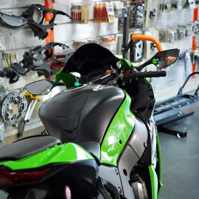 2018 Kawasaki Ninja ZX-10R photo 3