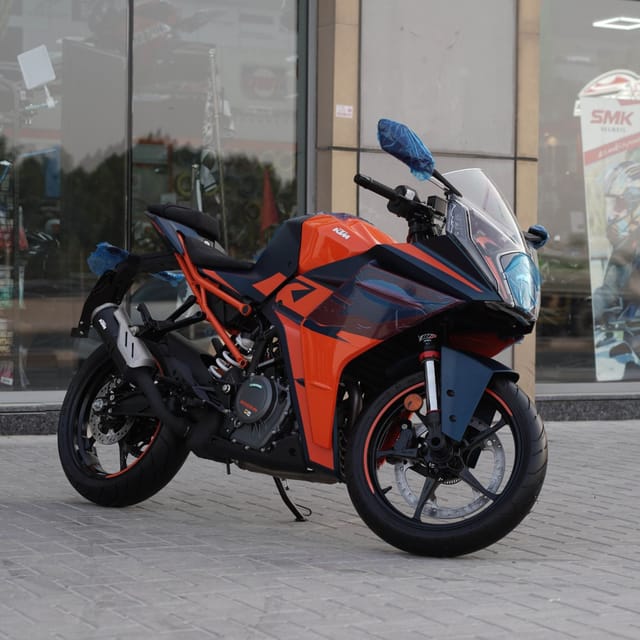2022 KTM RC 390 photo 2