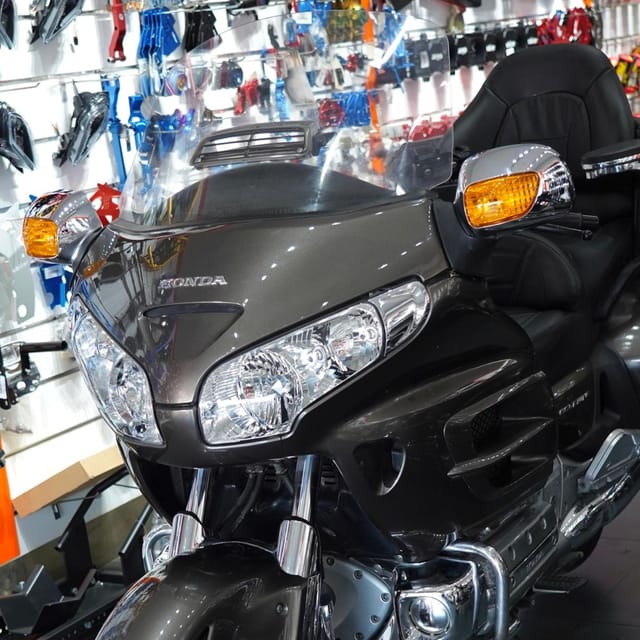 2010 Honda Gold Wing photo 3