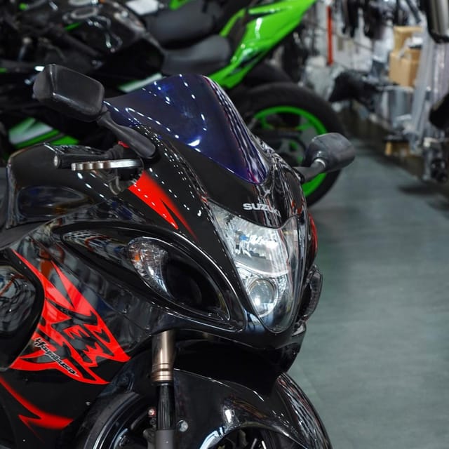 2008 Suzuki Hayabusa photo 2