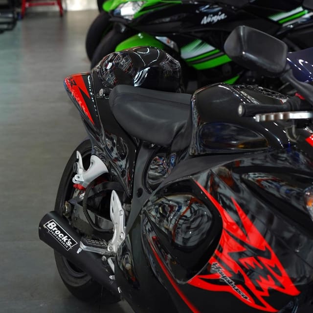 2008 Suzuki Hayabusa photo 3