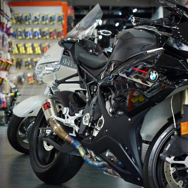 2025 BMW S 1000 RR photo 2