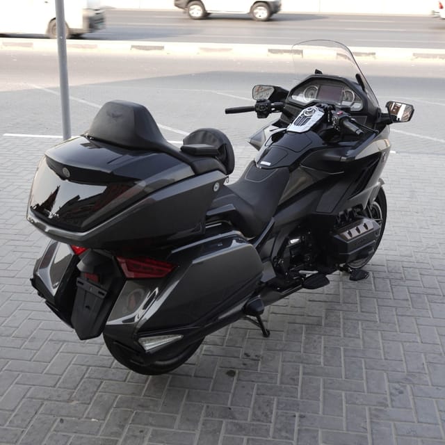 2024 Honda Gold Wing photo 2