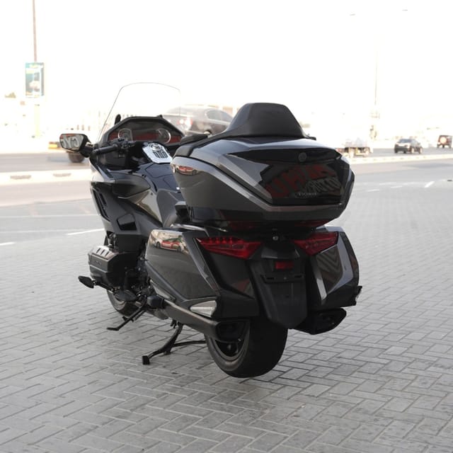 2024 Honda Gold Wing photo 4