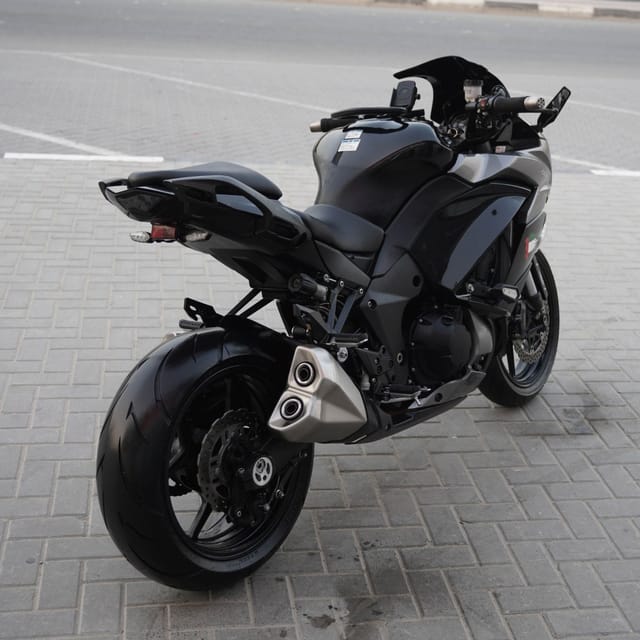2017 Kawasaki Ninja 1000SX photo 2