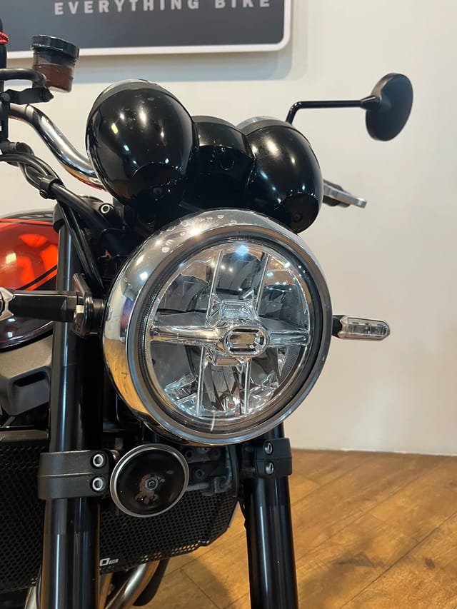For Sale 2018 KAWASAKI Z900 RS  photo 2