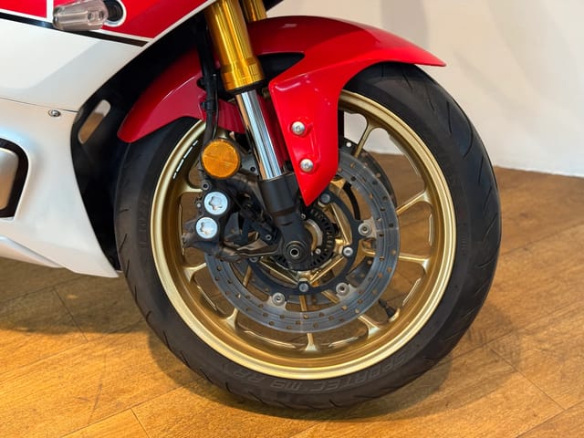 For Sale 2022 YAMAHA R7 WORLD GP 60TH ANNIVERSARY  photo 5