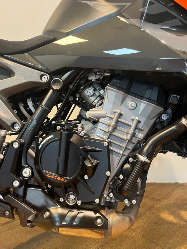 For Sale 2024 KTM DUKE 990 photo 5