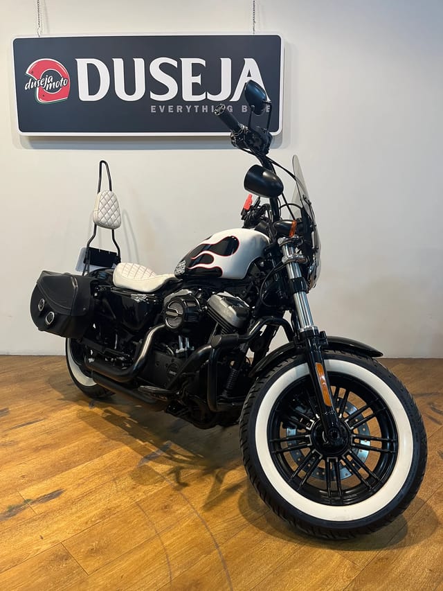 THE URBAN ICON: 2019 HARLEY-DAVIDSON FORTY-EIGHT CUSTOM photo 3