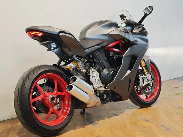 For Sale 2018 DUCATI SUPERSPORT S Öhlins photo 5