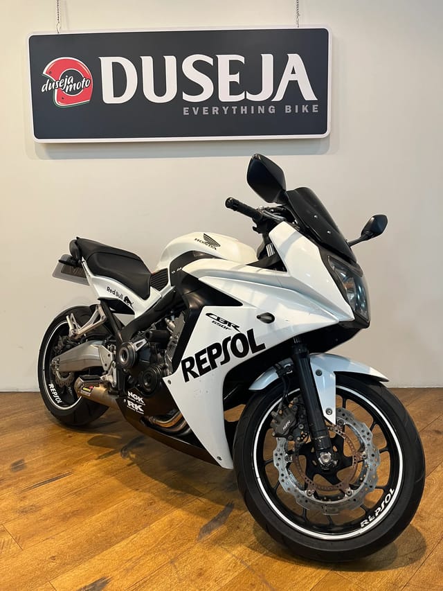 THE VERSATILE SPORT-FOUR: Buy 2015 HONDA CBR 650F photo 2