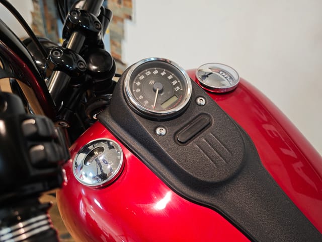 2012 Harley-Davidson Street Bob photo 2