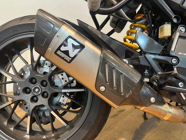 2023 Honda CB1000R photo 4