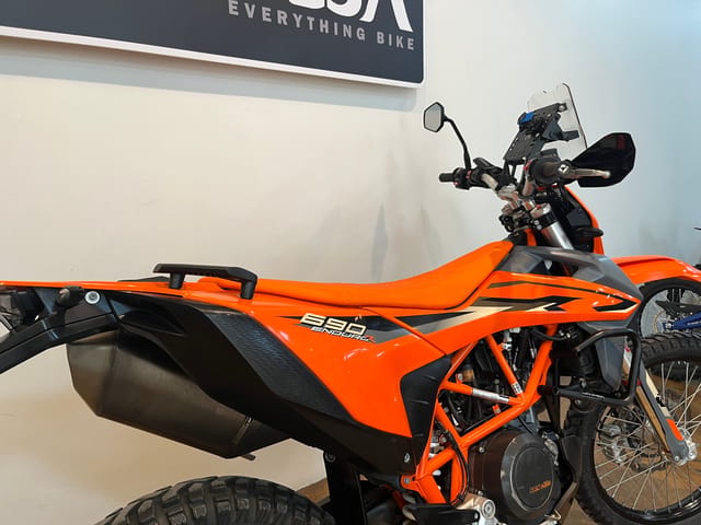 2024 KTM 690 Enduro photo 4