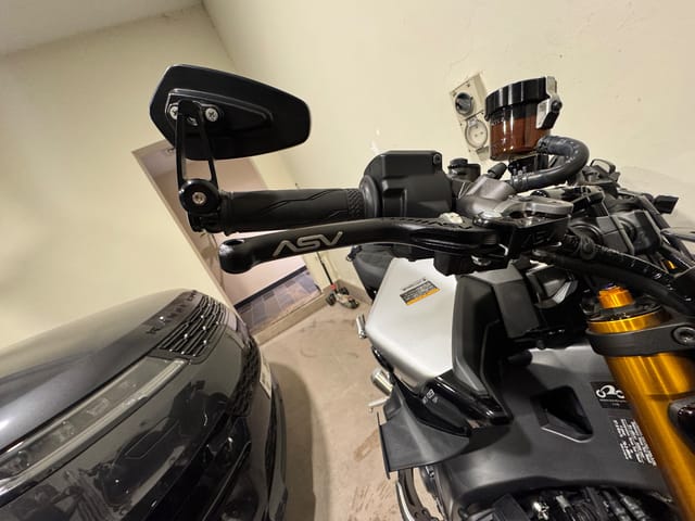 2024 yamaha MT09 SP photo 3